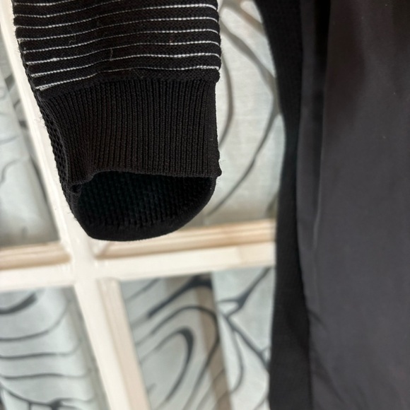 Nike L Reveal Dynamic Black Athletic Tech Jacket - Picture 8 of 12